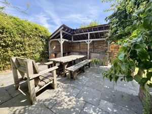 Garden Entertaining Space- click for photo gallery